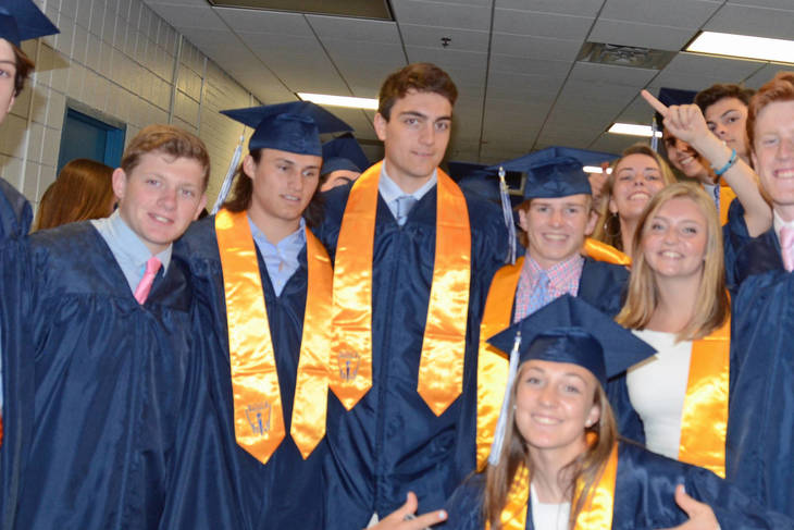 e2aaccfe6f881768ad49_ff2c4a379f5fbe87c867_CHS_Joel_Graduation_2017_DSC_4688.jpg