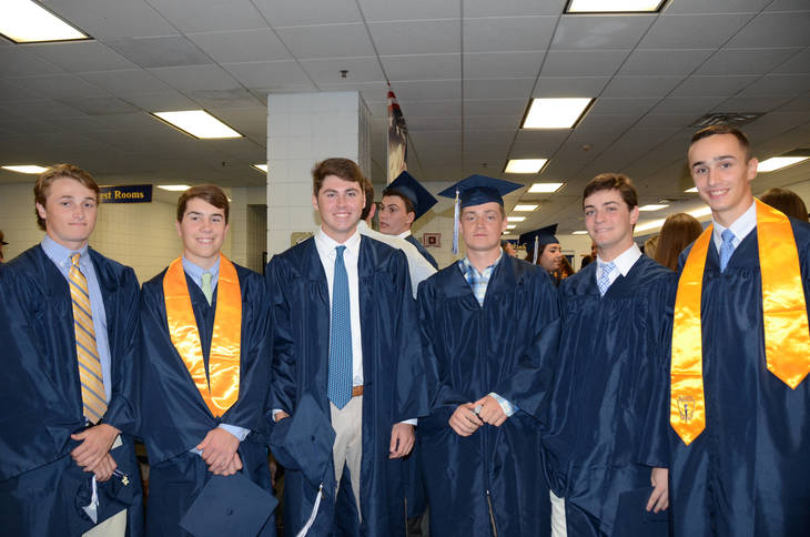 e573ebd04560bfd6eafd_CHS_Lamar_Graduation_2017_DSC_4694.jpg