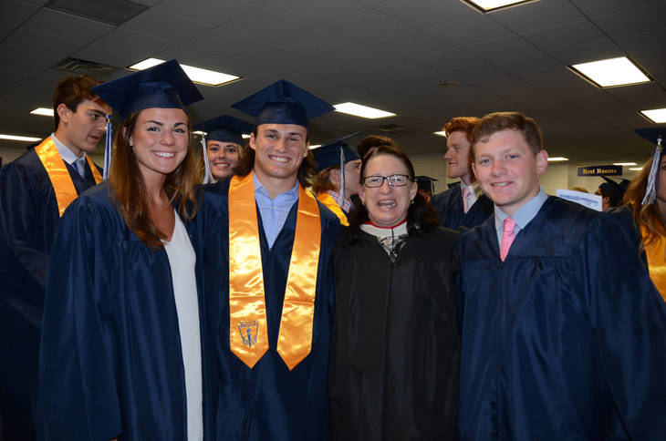 ee48d0f976bd3bae9c33_CHS_Melvin_Graduation_2017_DSC_4690.jpg