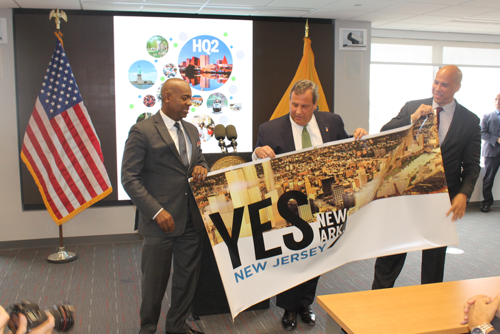 Christie endorses Newark bid to win new Amazon headquarters Christie endorses Newark bid to win new Amazon headquarters