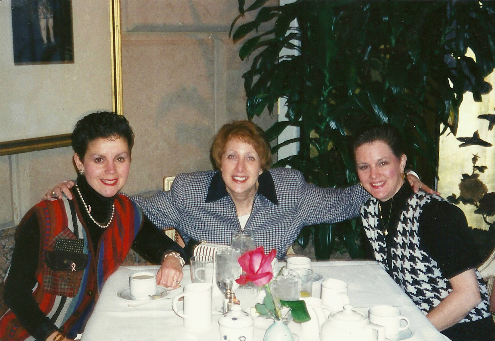 d18149a07f9019339455_1-Komen_Founders-1997.jpg