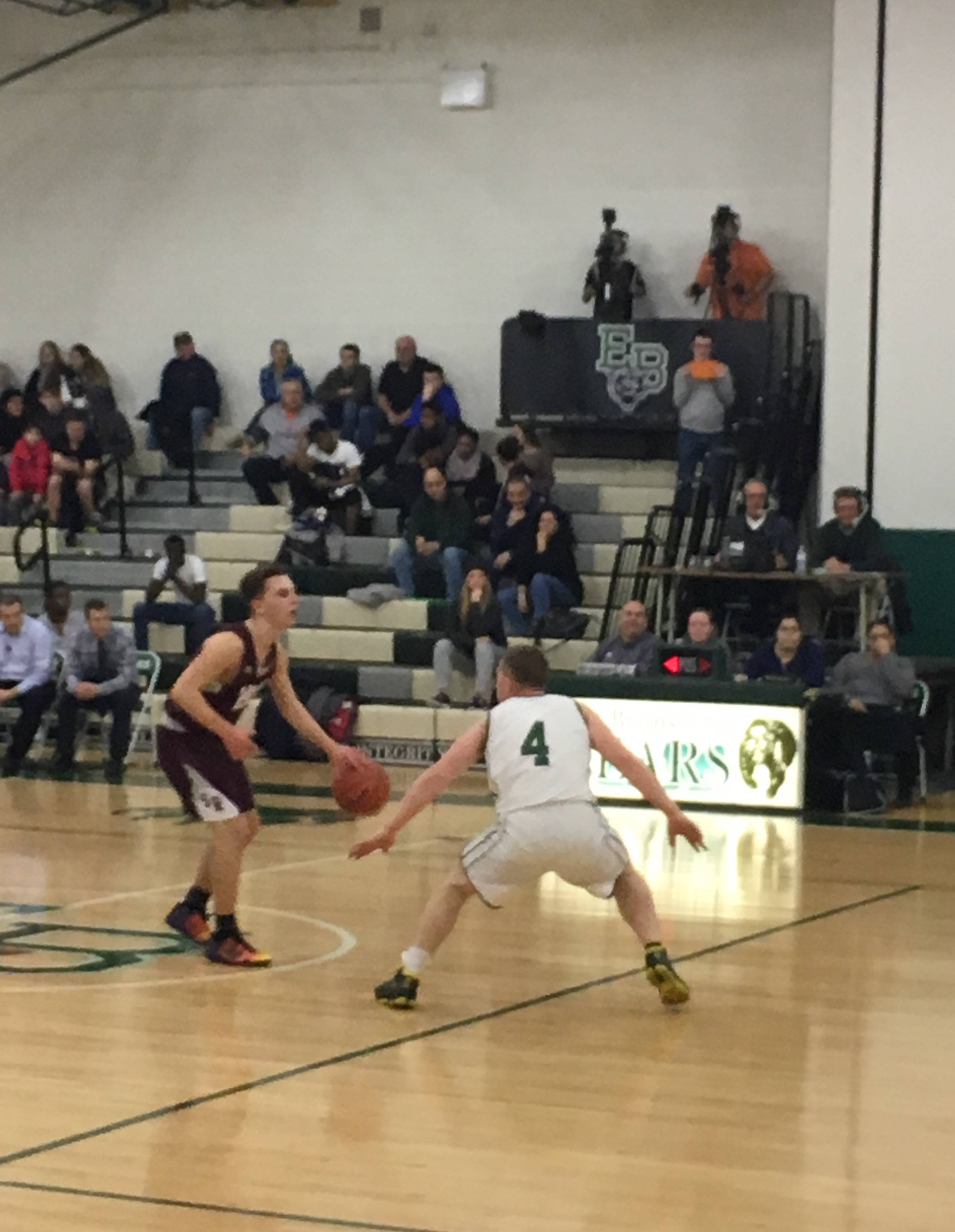d4941b4e456f94c7b55e_Bears_Basketball.jpg