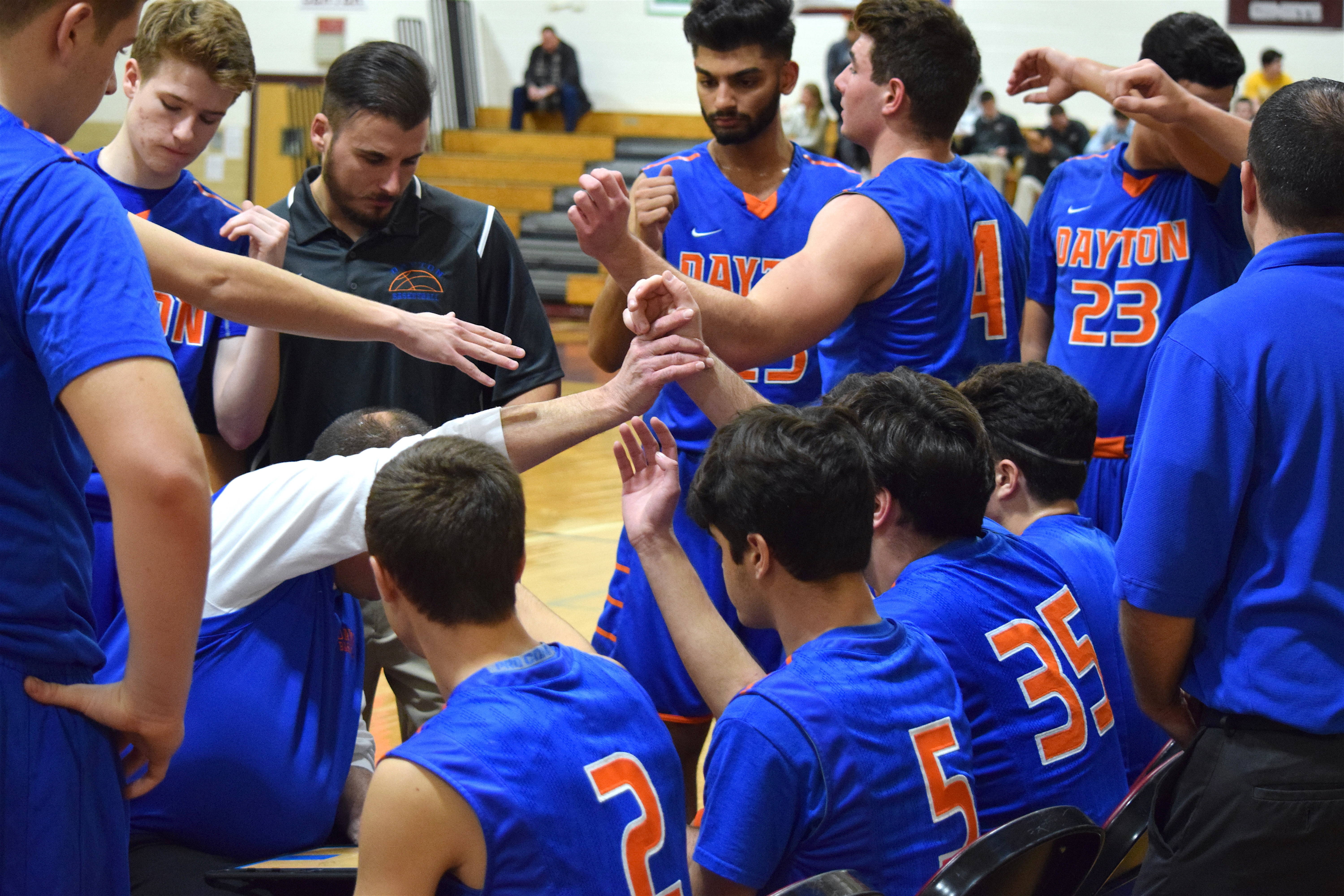 d51d464ff61f5ce3e5f7_BoysBBallTeamAway.jpg