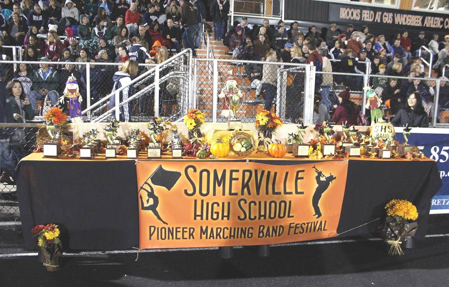 d637d06921d9a60255e7_sompixSHSmarchingbandcompetition1.jpg