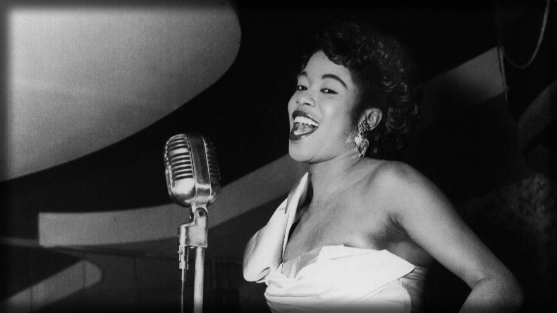 d86a1450f54e0101dcca_SarahVaughan.jpg