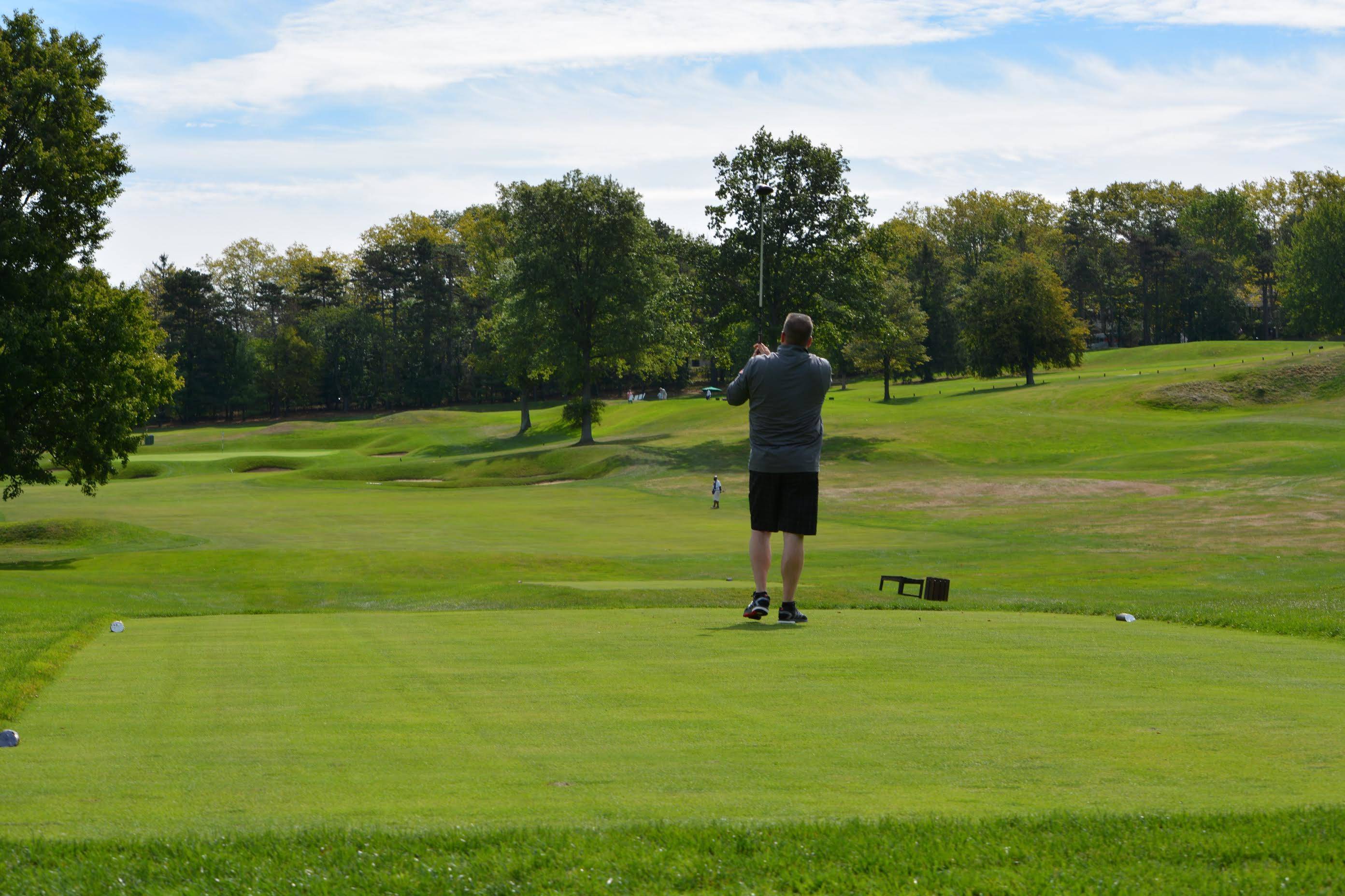 d8abc3c0d56459a638a4_golf_outing.jpg