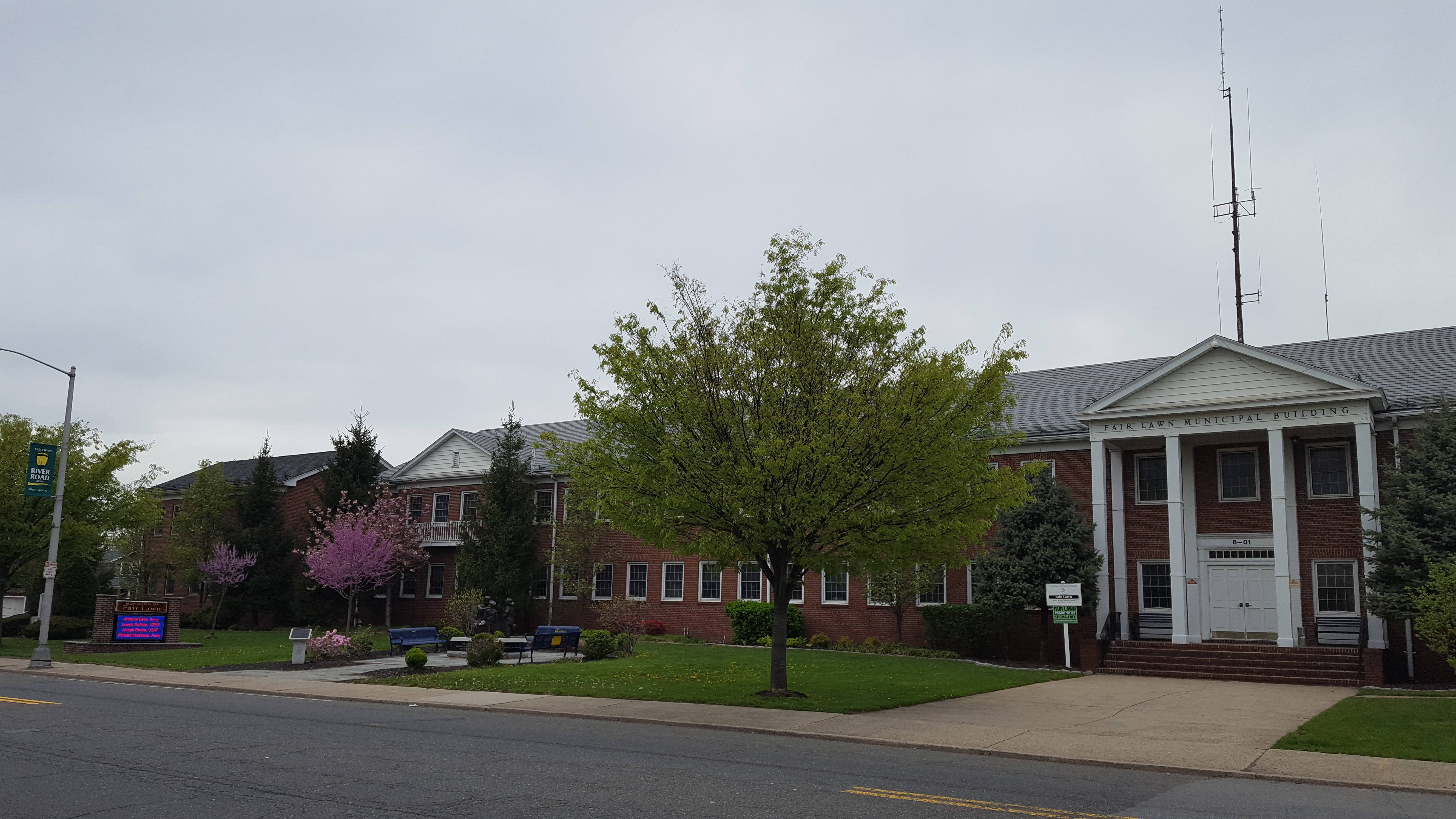 da7cdd9d6458ba5cc81a_boro_hall_spring.jpg