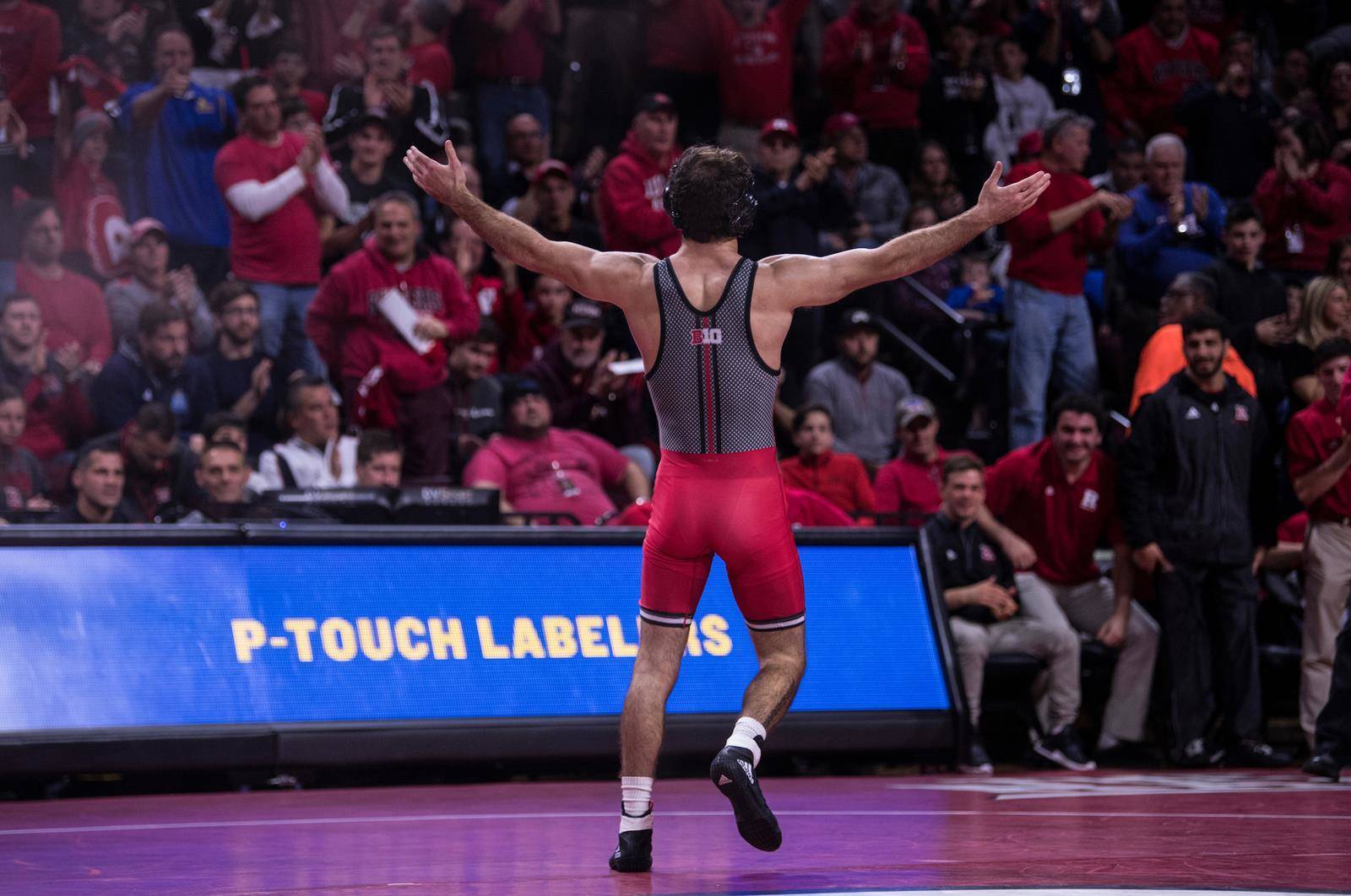 db32dce30f11c29030fc_20171208_RU_WRS_v_Iowa_035.jpg