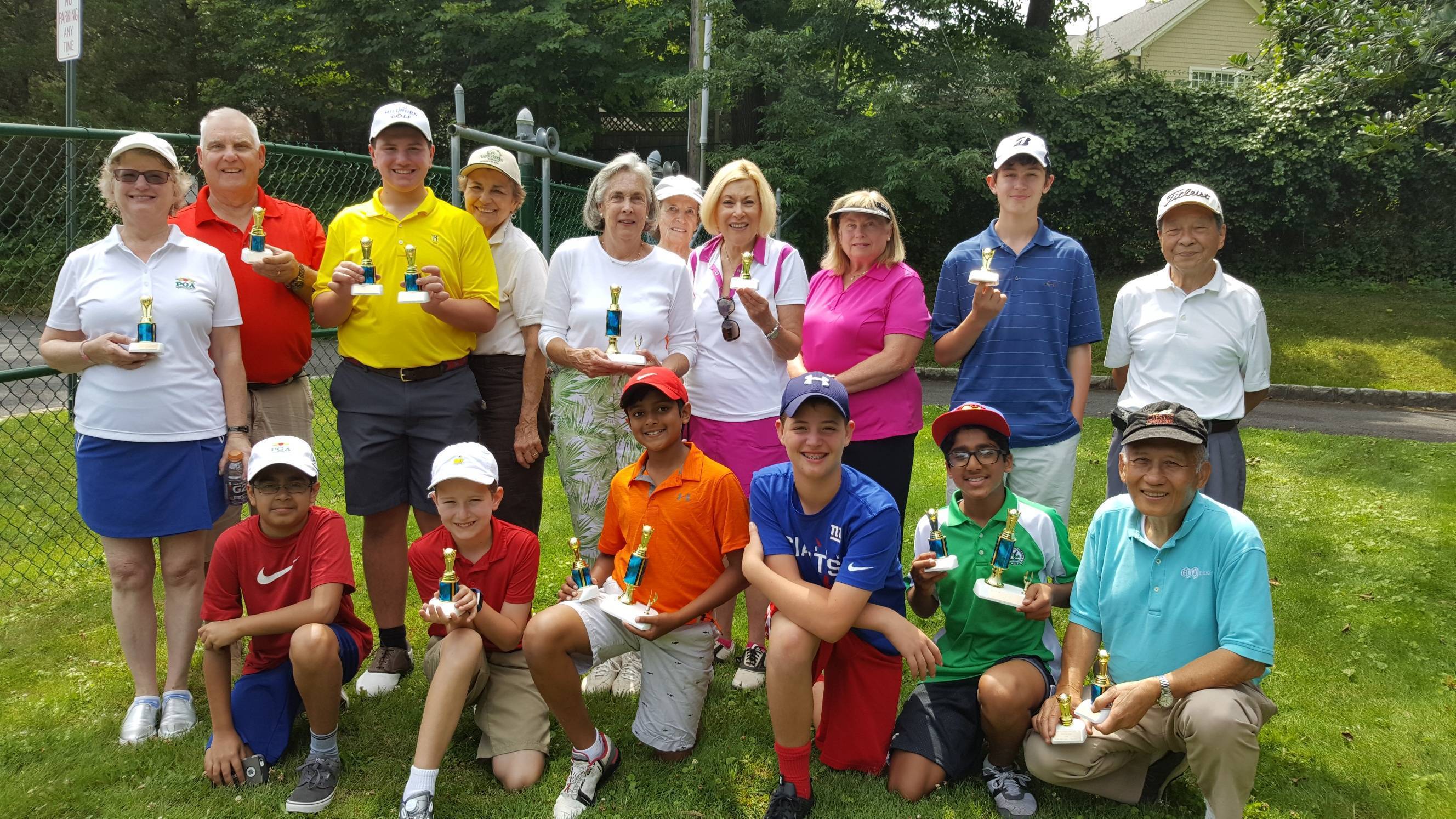 dbcbf8a1704430265770_0a57cbc8043968084fa4_Group_Photo_of_Golf_Tourn_Participants_-_2017.jpg