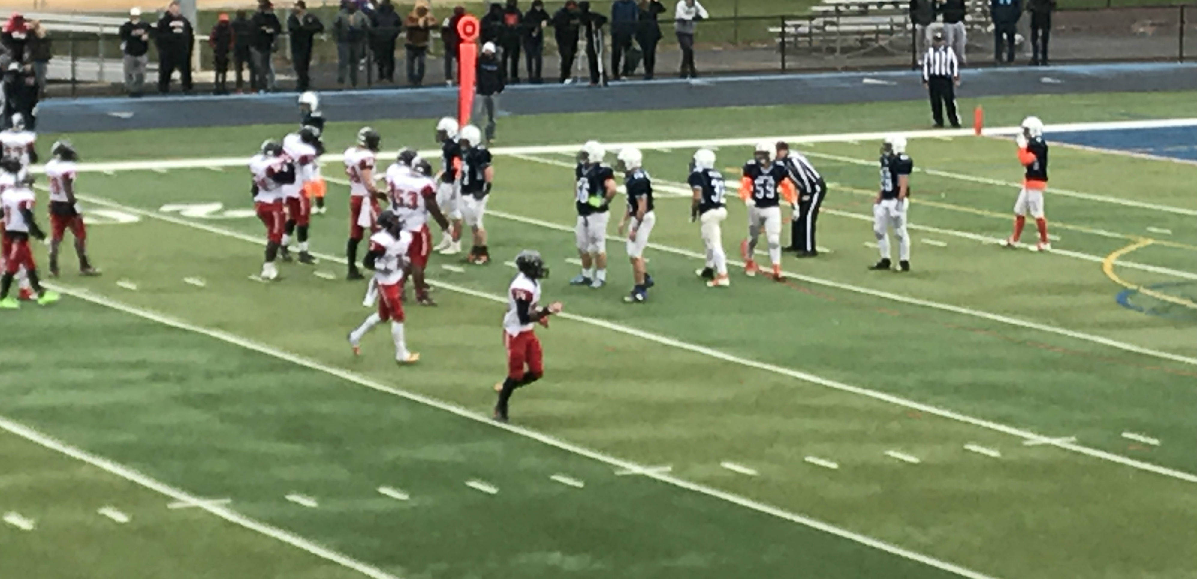 Rahway Indians Edge Johnson Crusaders Varsity Football in Thanksgiving