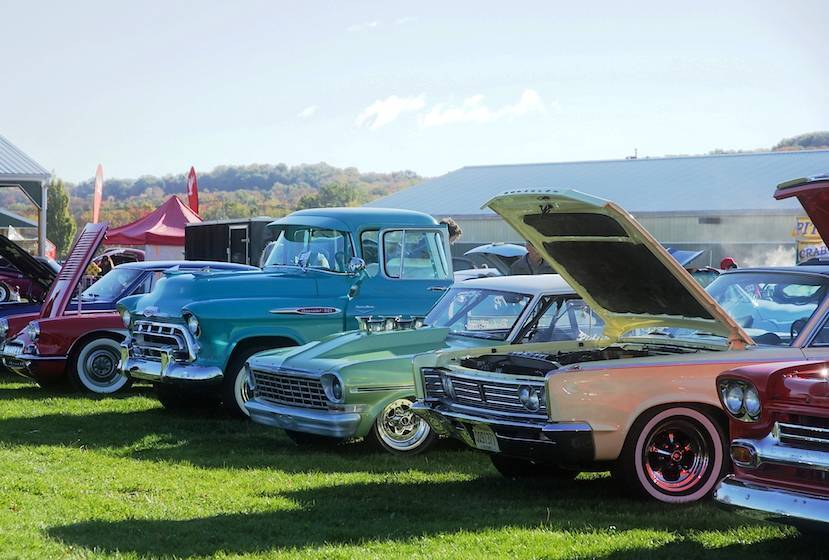 dd340dfdc812769dbbe9_OldCarShowCrop15.jpg
