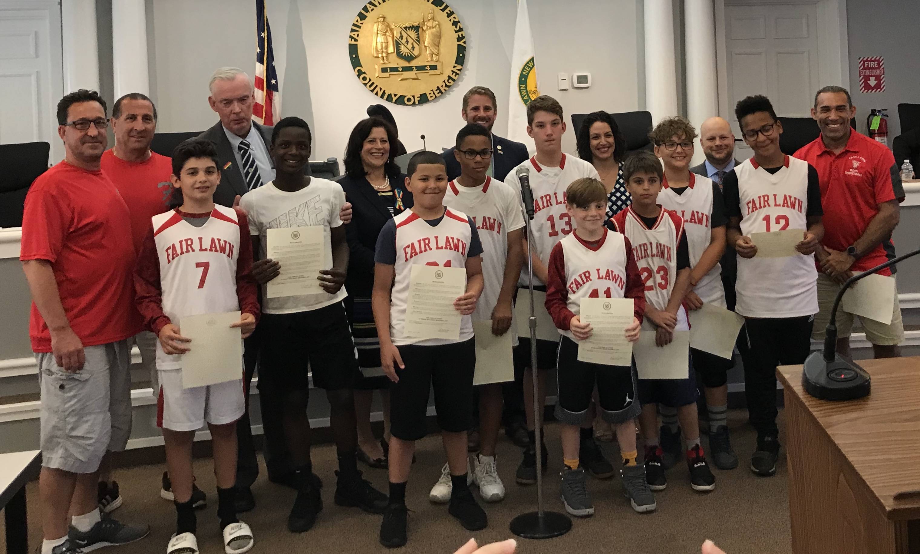 e06861ad1d77cb294633_Boys_Basketball.jpg