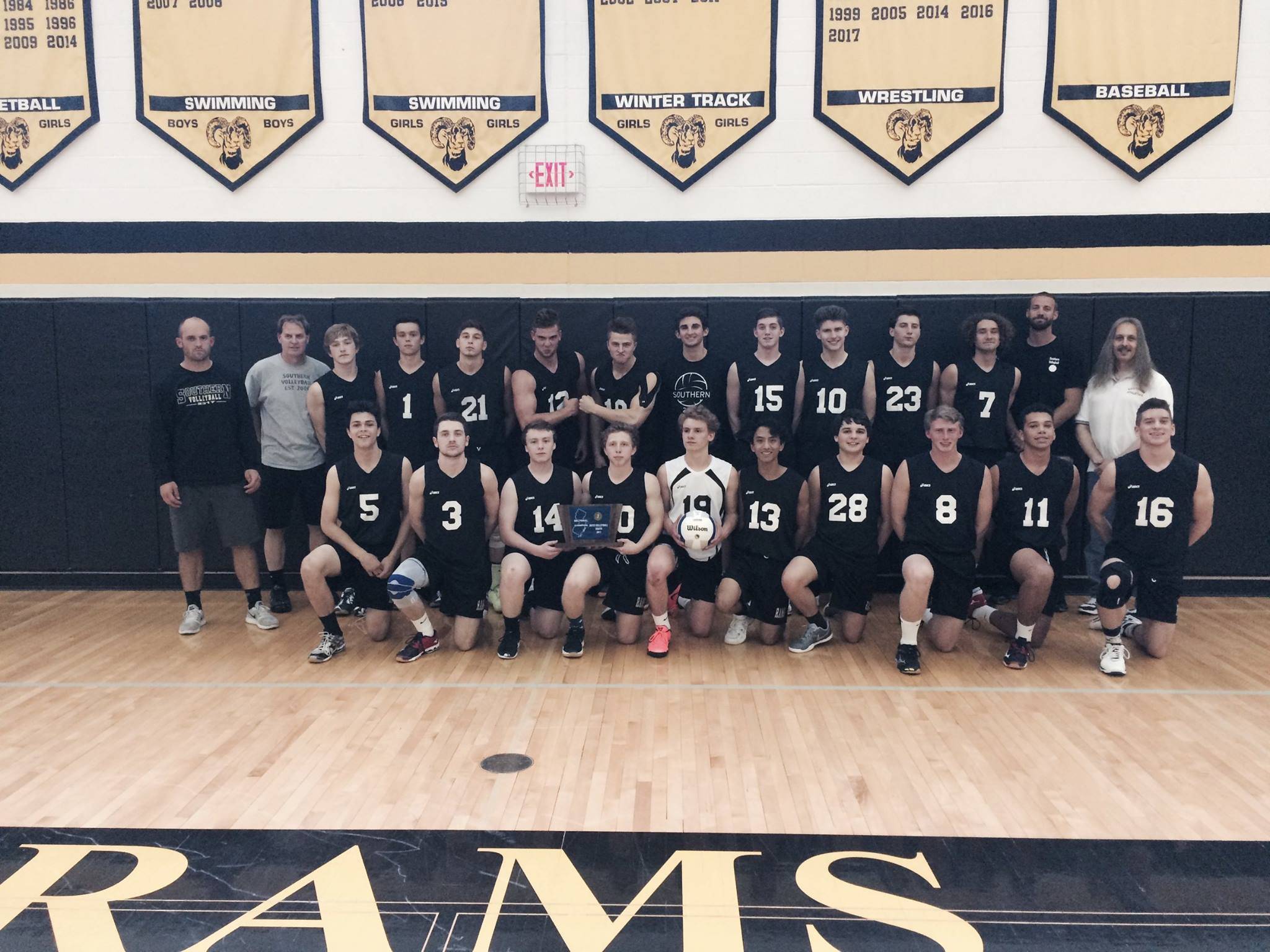 e10cb5de793cf6860581_SJ_IV_champs_17.jpg