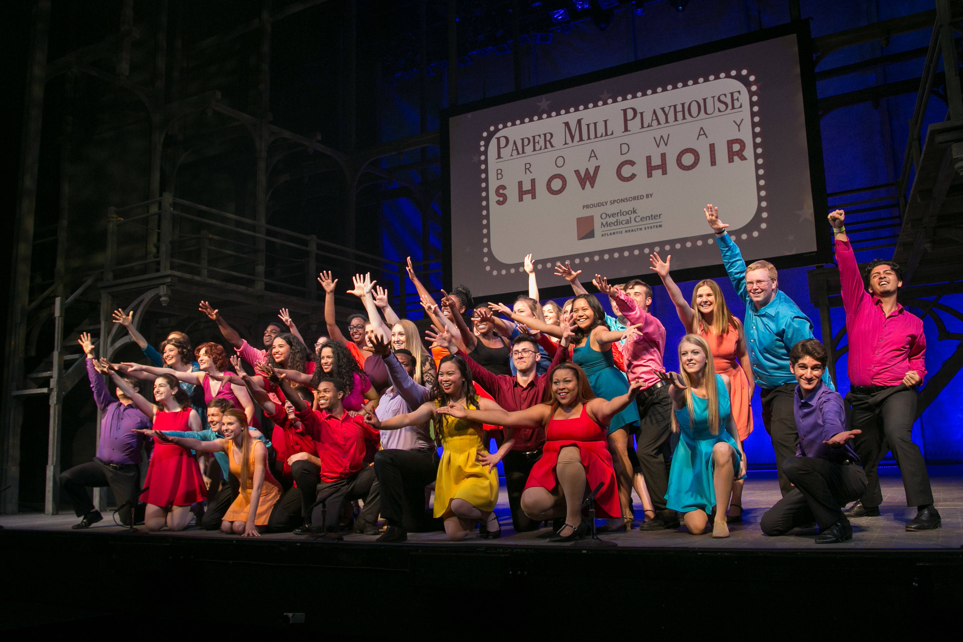 e28a785ed115544bfe96_PMP_Show_Choir.jpg