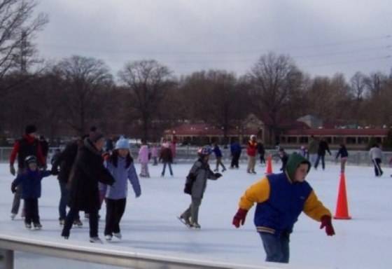 e340d9ddc3191162b586_CountyFamilyIceSkatingRink.jpg