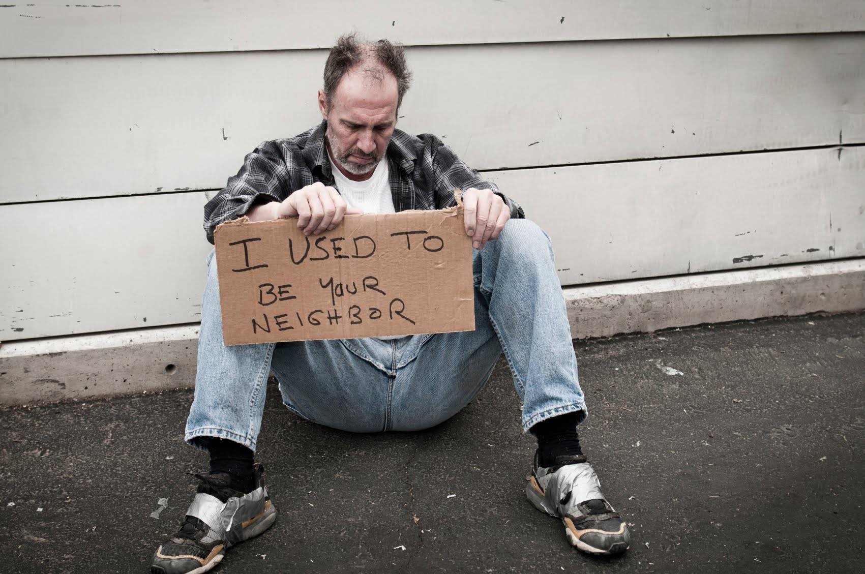 e485f58717667c826a46_dc5391c3bfd85a5906ff_homeless.jpg