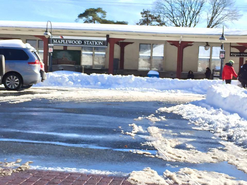 e590627ea32c42831c0a_7fcf47c52ab31b6e294c_Maplewood_station_in_snow.jpg