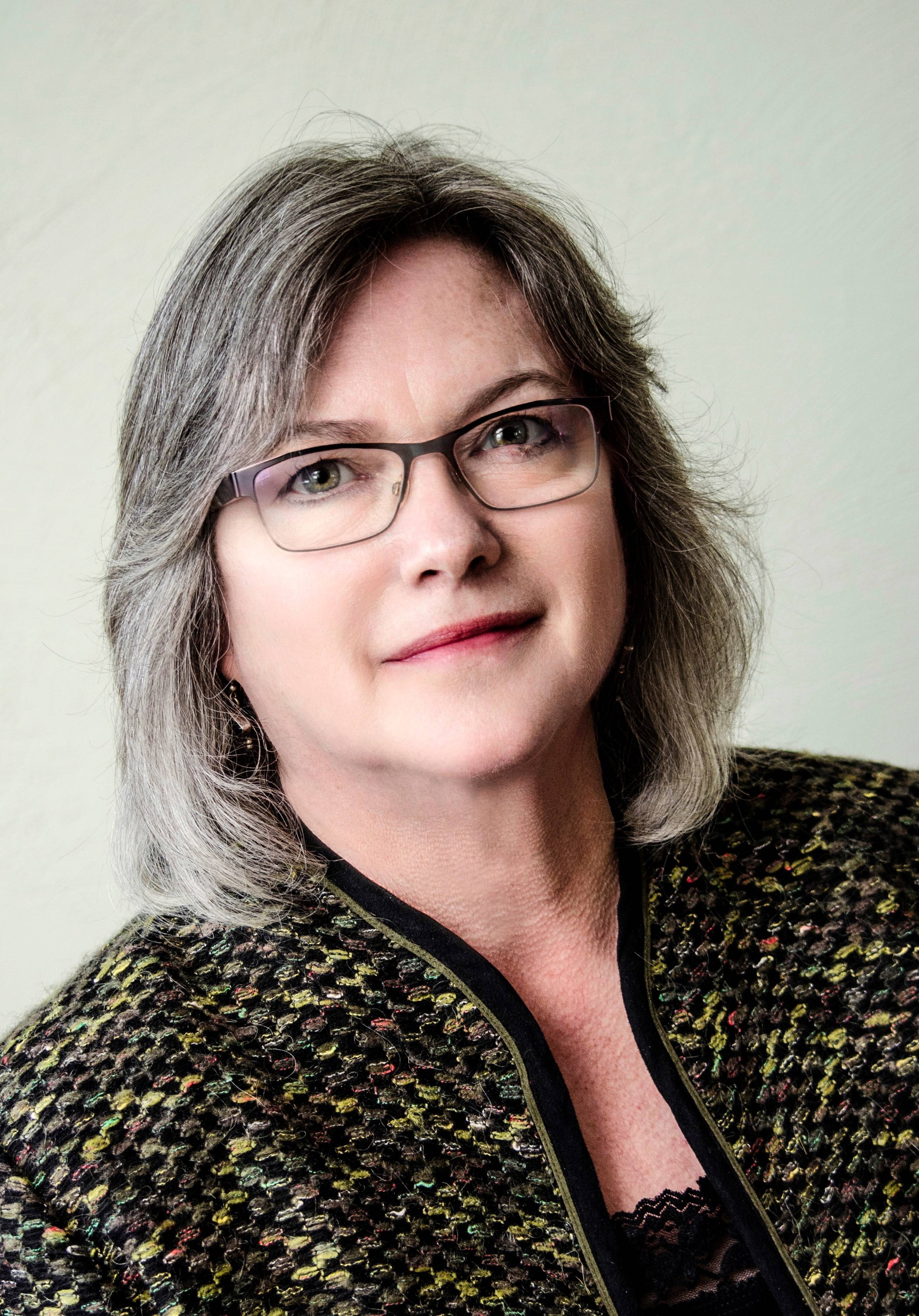 e6d7973eb7b460fa7605_11f6558a93f3277902b6_2a3dee00f6f7bf5bcf2c_Marianne_Kranz_headshot.jpg