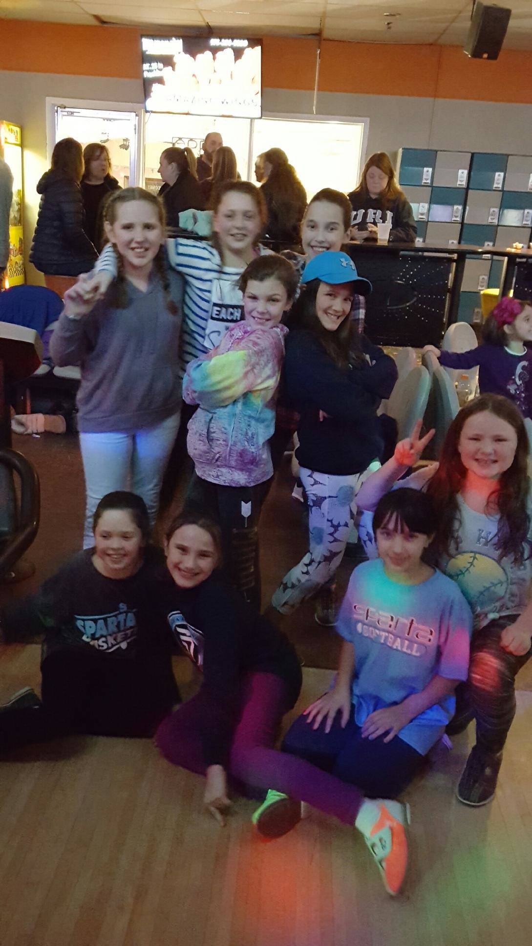 e7822c976fff65dad606_10A_Bowling.jpg