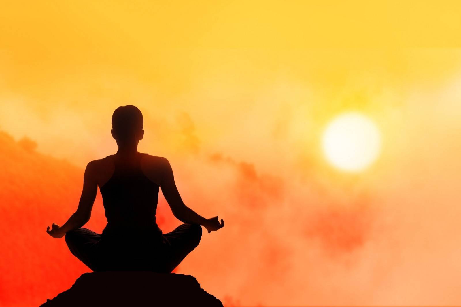 eb3de132f75670ad41aa_yoga1.jpg
