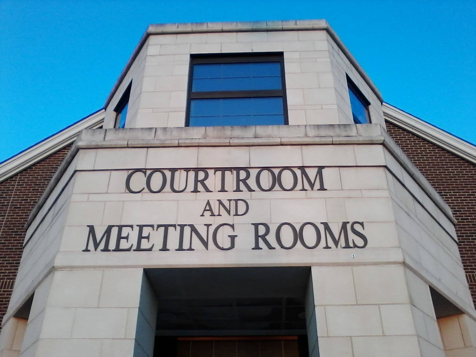 ecd08043af4a3a45c0c9_bridgewater_courtroom.jpg