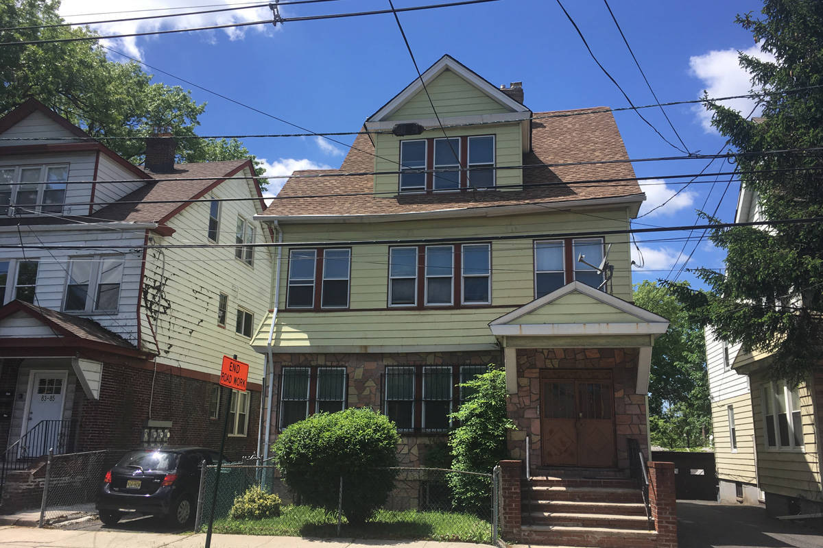 ed20fa17223f5cda59ba_RothHouse-1.jpg