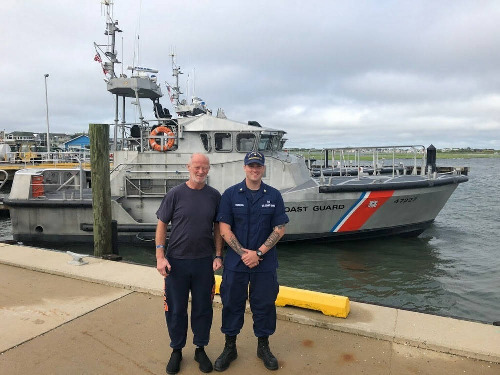 ee92d686c6bd92f67dd1_uscoastguardrowboatrescue.jpg