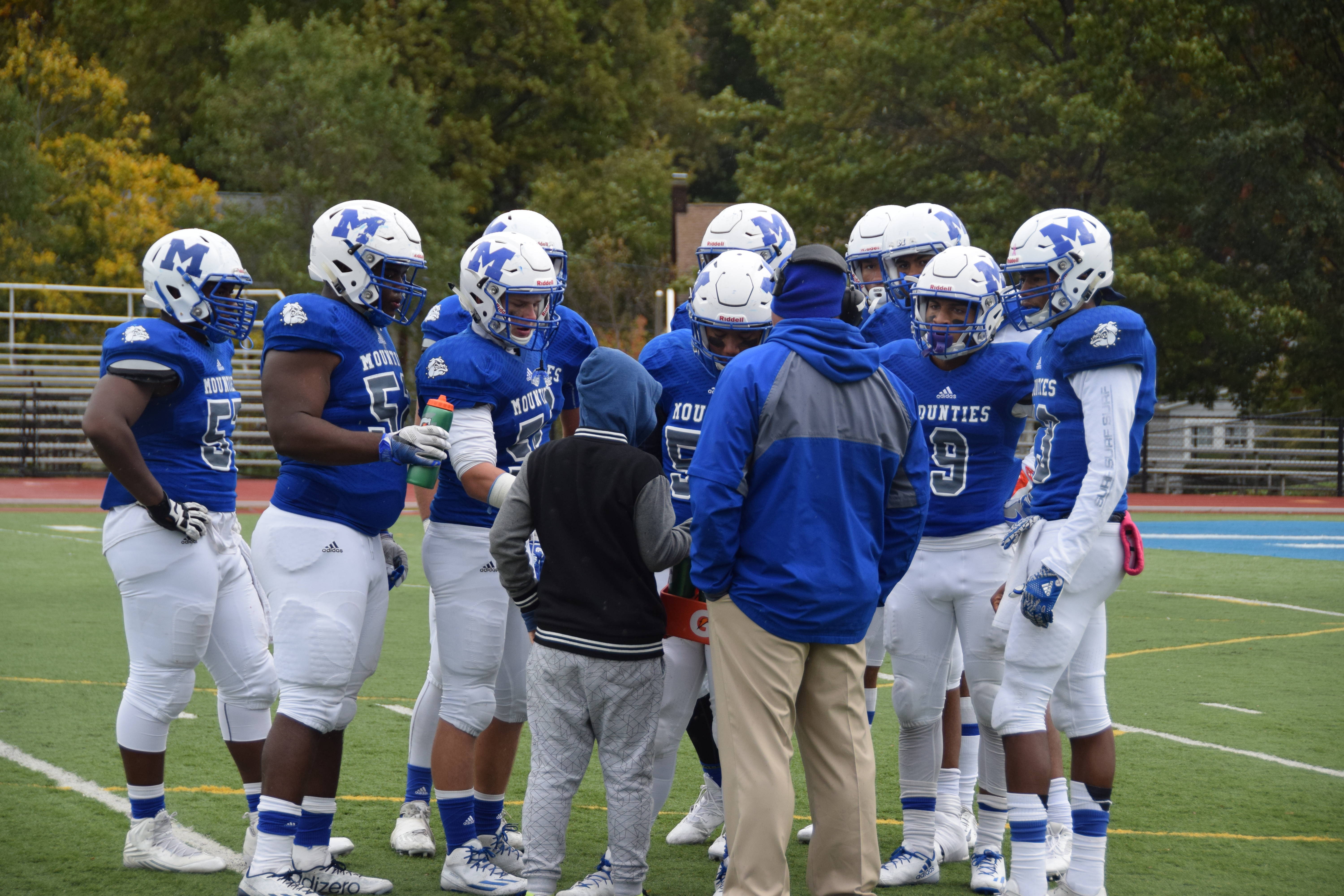 Football Montclair Hs Takes A Hard Hit From Seton Hall Prep 31