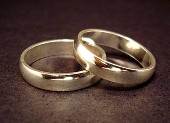f049f80056ad910fdc4e_sompixbatemanjewelry.jpg