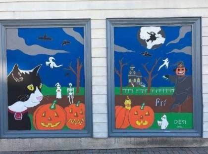 f13fd68d1c935807823d_e6a37554a6d9b99ffee2_window_decorating_contest_2016_13.jpg