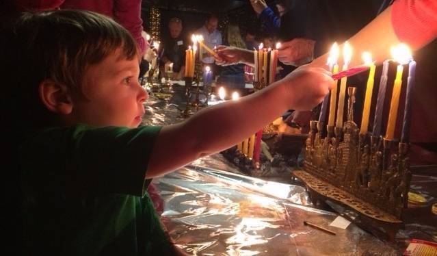 f5a67e77a188502e8e1c_HanukkahPalooza.jpg