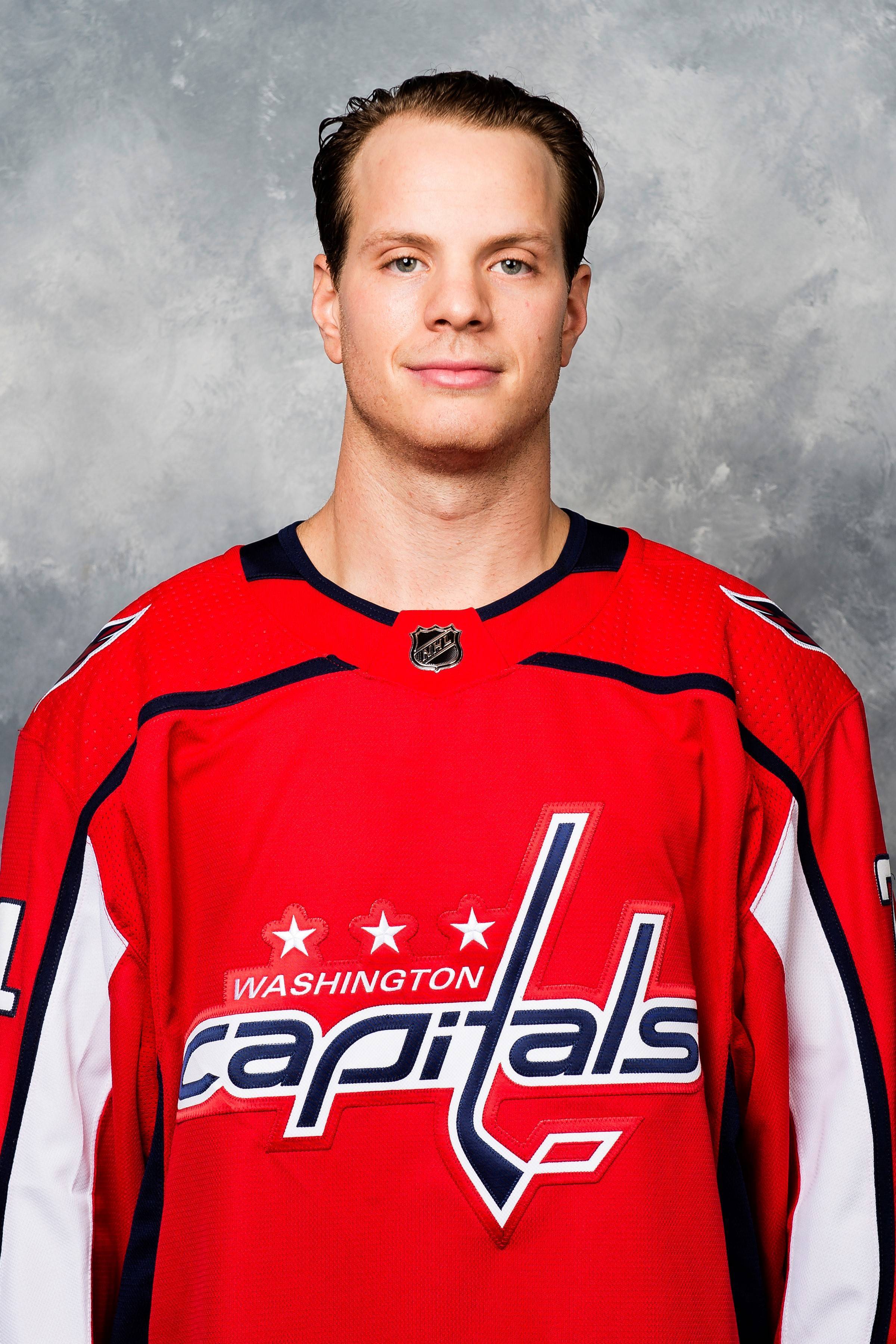 f5af34999a5a3e6d8d55_Carlson_NHL_pic.jpg
