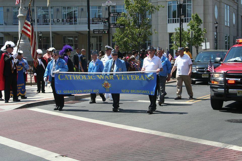 f655e38c2b8be7f002b7_memorial_day_parade.jpg