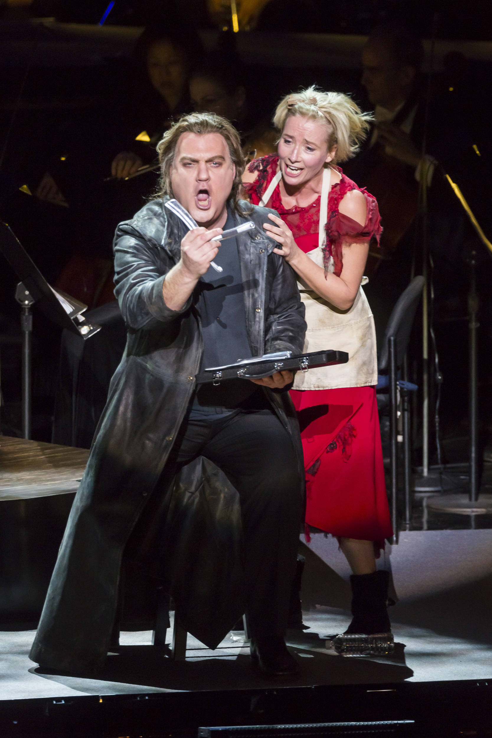 f6d07109e56c1f3e8c92_02b334f595e177fd5573_Sweeney_todd_picture.jpg