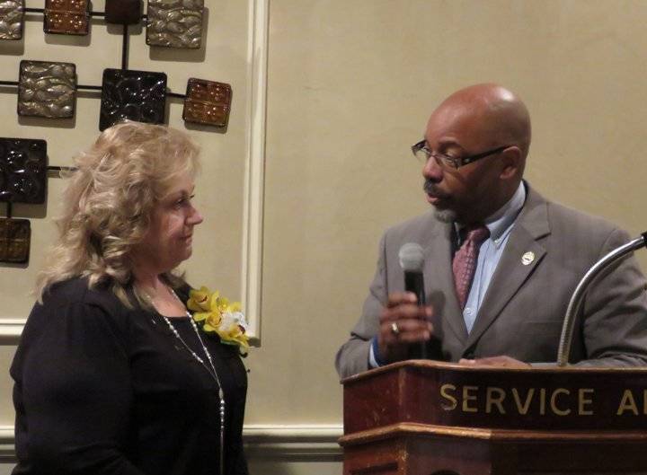 f8378713a3a531c60b82_2017_wine_dinner_derryck_white_and_shirley.jpg