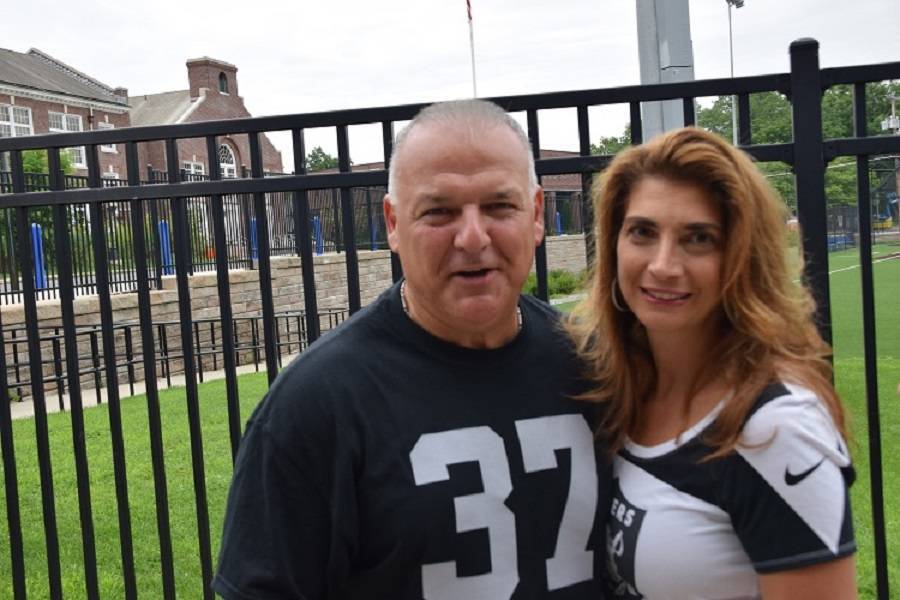f85de94134731348f937_CioffiParents.jpg