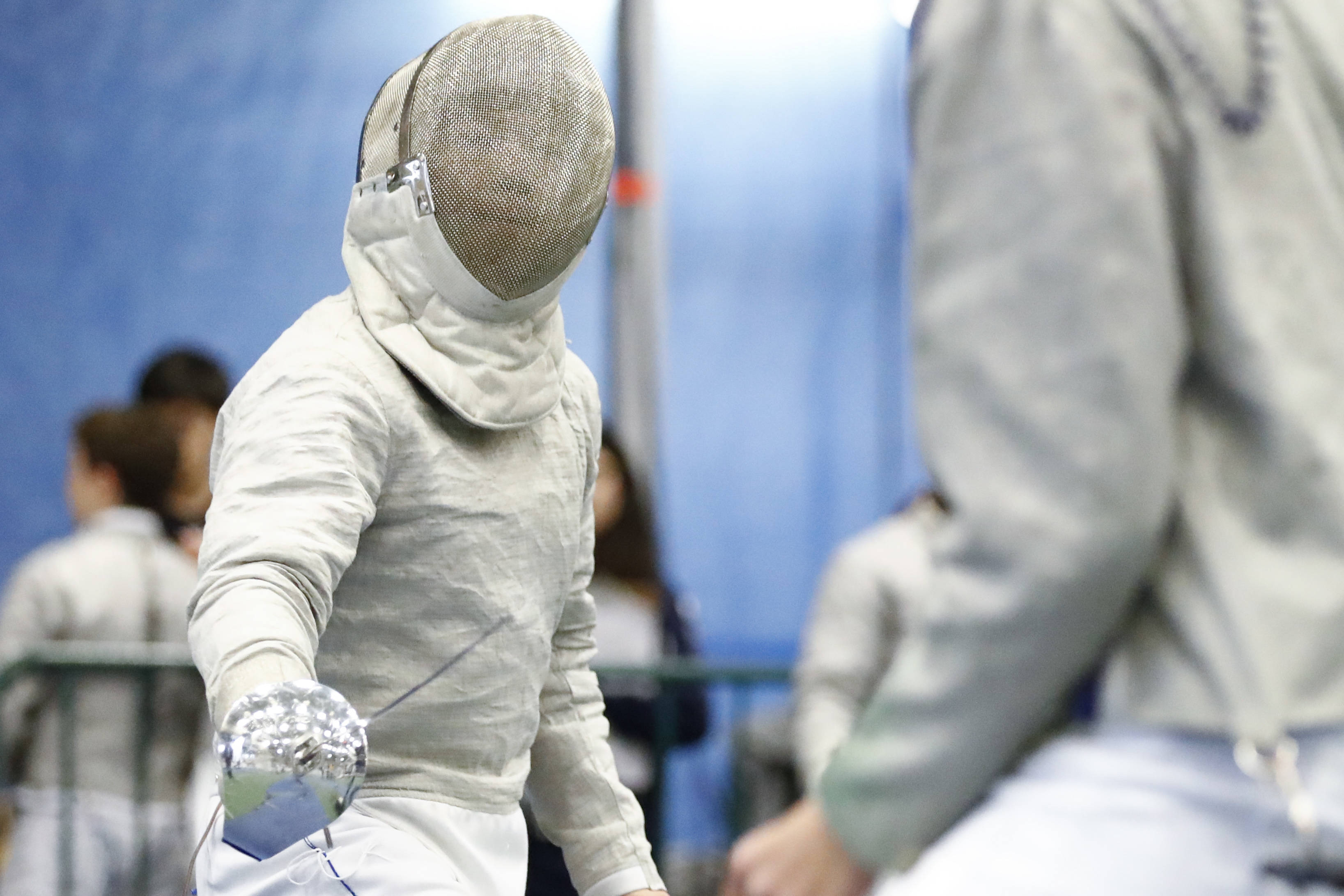 fa026f95a65cb2f6d594_bdd055b79416567324b0_DYen_sabre-2.jpg
