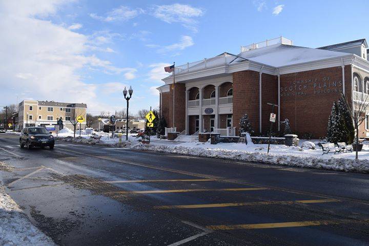faca8c88590cb637db95_Snow_Day_-_Scotch_Plains_plowing_at_Municipal_Bldg.jpg