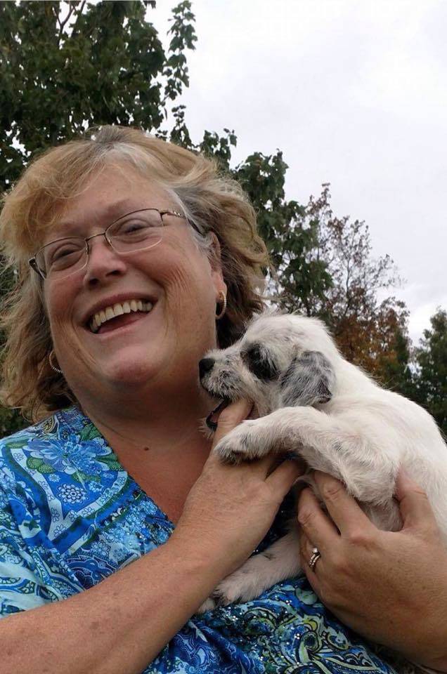 fb226b066b57c0723f12_lady_adoption.jpg
