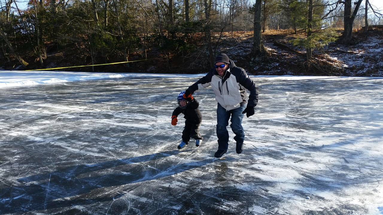 fb9cfde24e6209ba7c9f_Ice_Skating_copy__1_.jpg