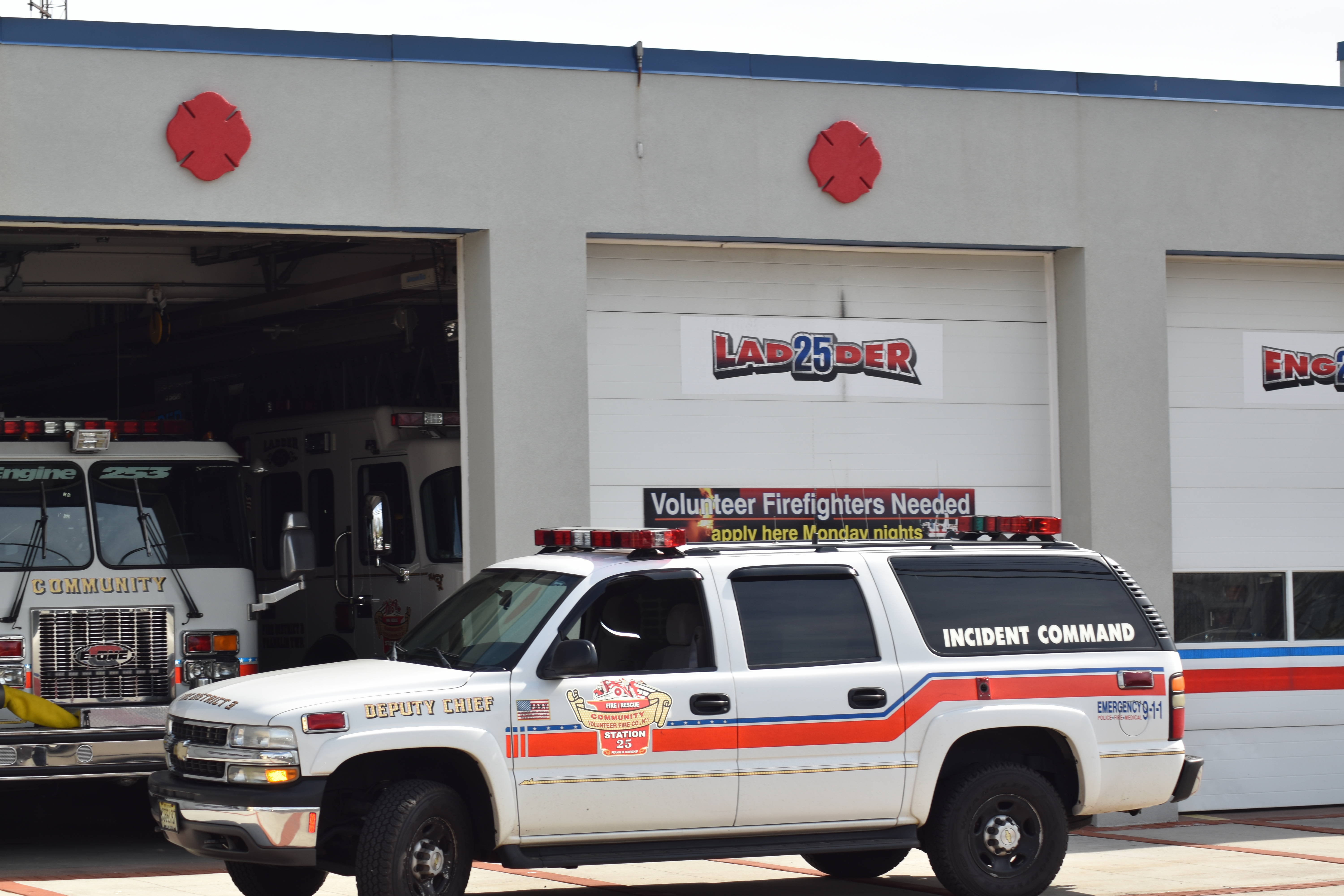Station 25 Community Vol. Firehouse Fundraiser Car Wash