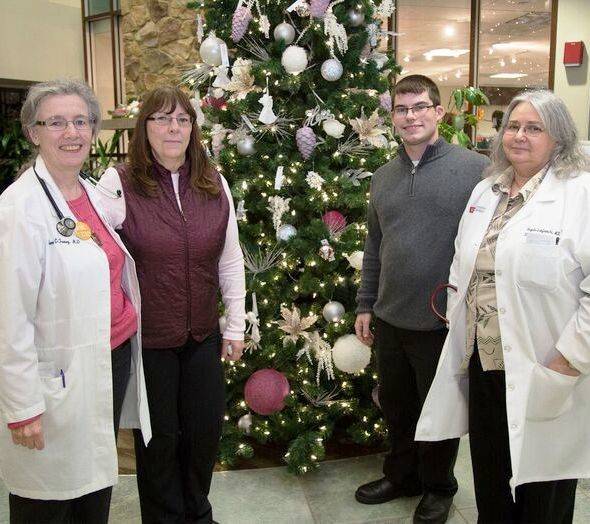 fbdb47f822ed24b5d886_sompixrwjuhremembrancetree.jpg