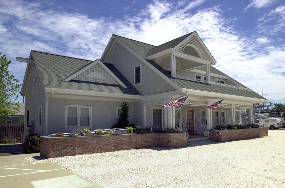 ff1d4b1264d764d6eb9b_SOC_Building.jpg