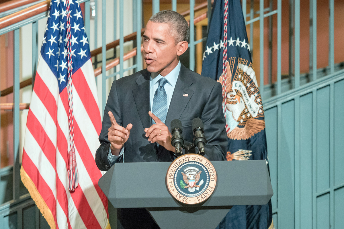 ffa7f5e8ec7e4b44342d_ObamainNewark1200x800.jpg