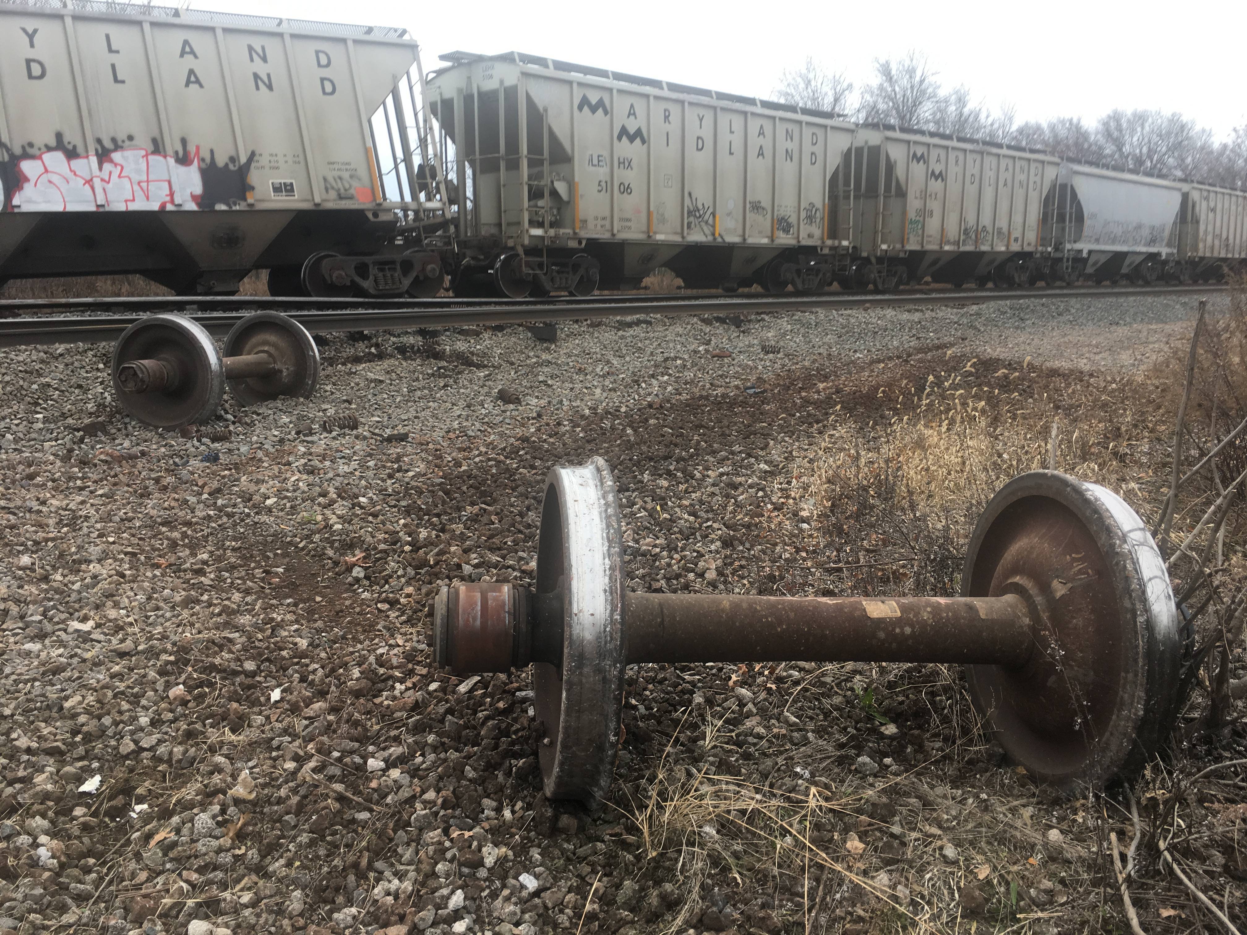 fff810408cacbc53cc6c_derailment_7.jpg