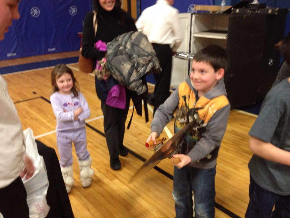 2422bf705a941706cb14_ea8977b639e6b3f8b220_2014_Childrens_Concert.jpg