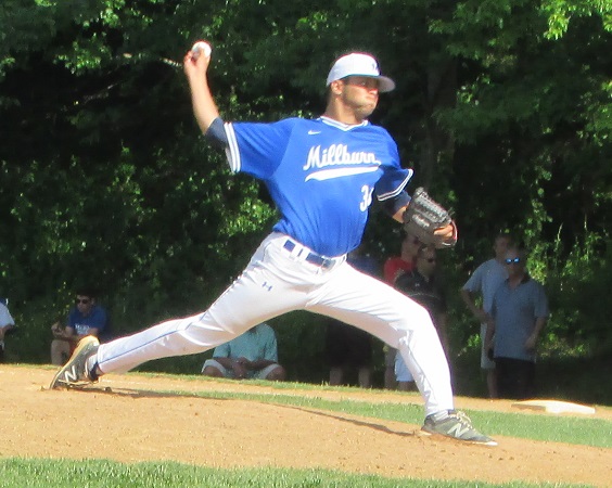 b90b13dc97cd471c1dc3_d51efd396cf58b788ccd_lannino_pitch_vs_watchung.jpg