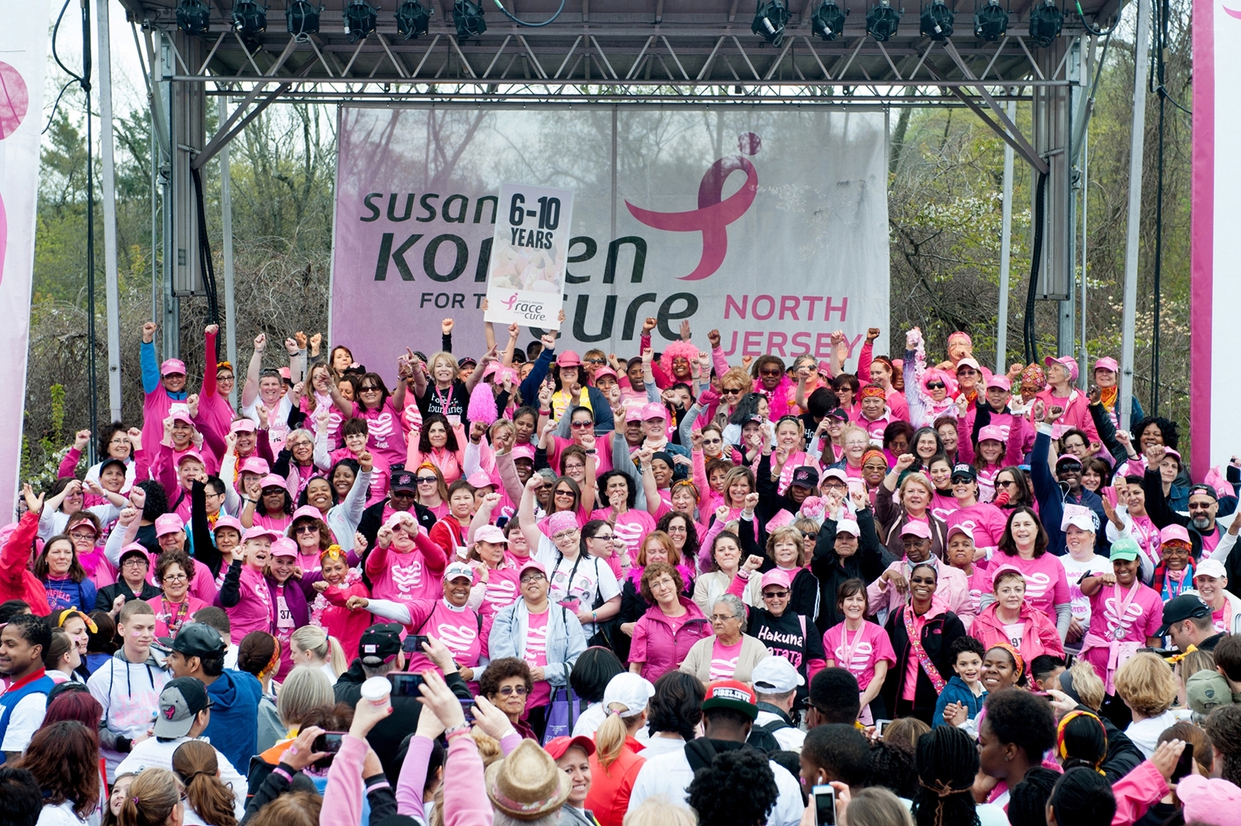 06561784a8488910f12b_JS-SurvivorCelebrationPhoto-4x6.jpg