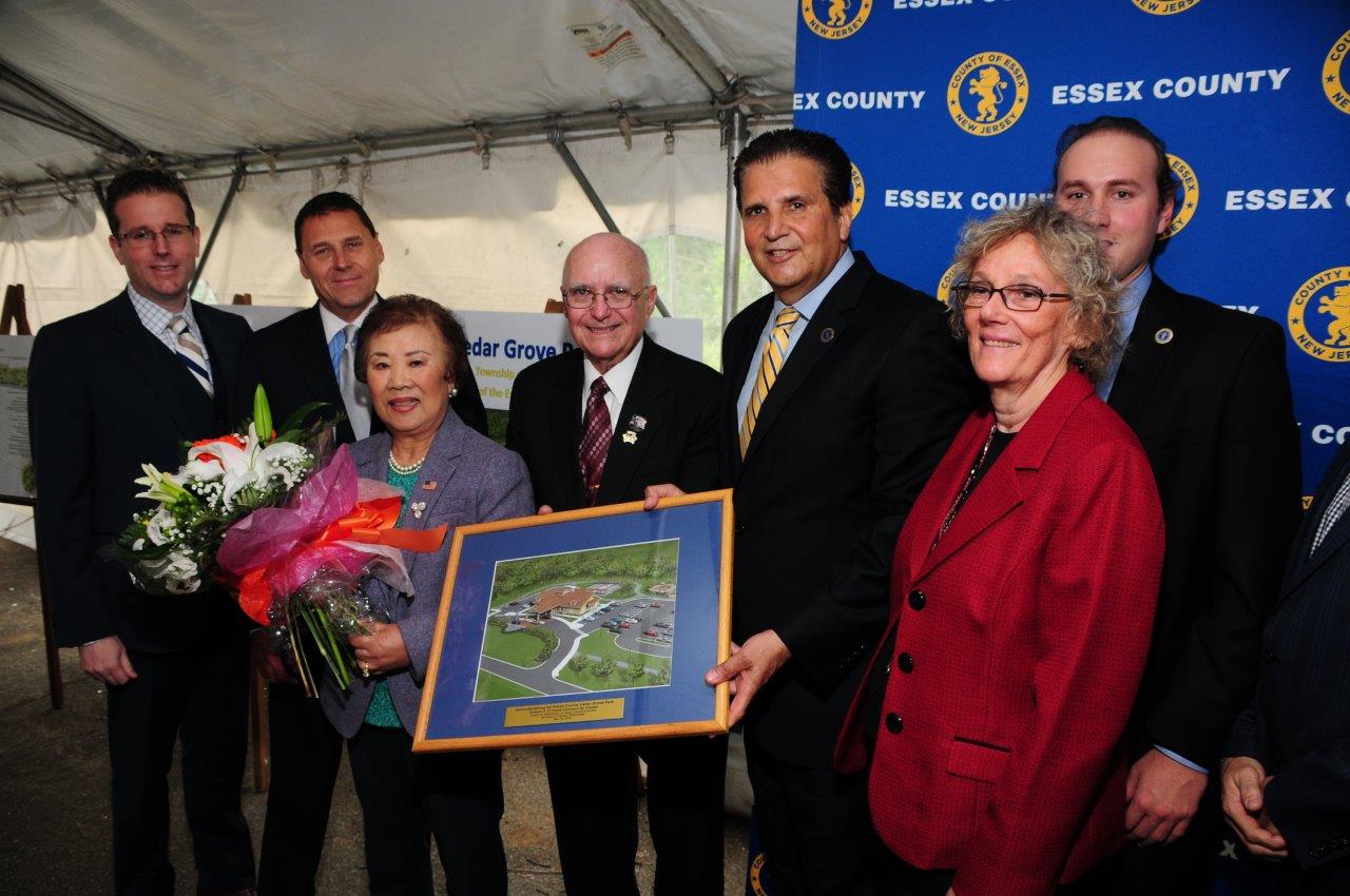 dbc57dfa47ee055eb5fd_cedar_grove_park_groundbreaking__1_.jpg