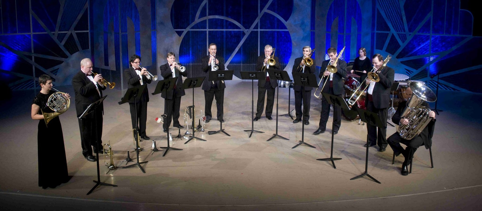 7e2a9726ef2330633fb8_Photo_1_-_Solid_Brass_in_concert.jpg